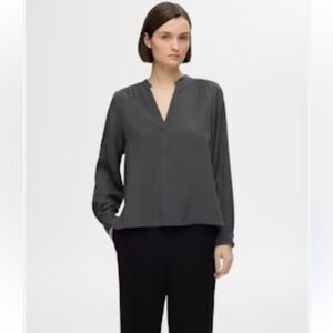 Women’s Banana Republic Top